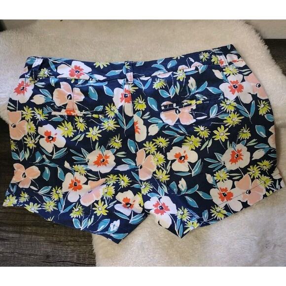 Gap Chino Shorts Floral Womens Size 6 Casual Blue Stretch Pockets - Picture 7 of 11